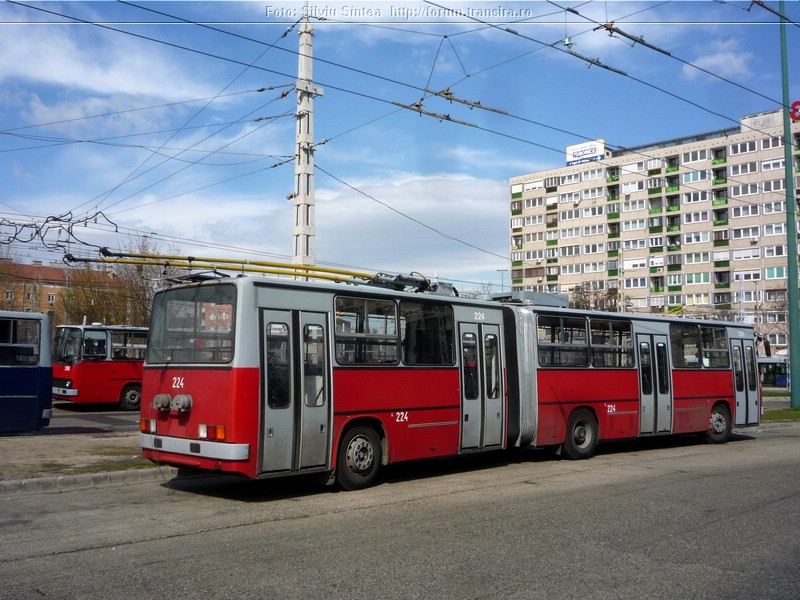 Trolibusz Budapest (69).jpg