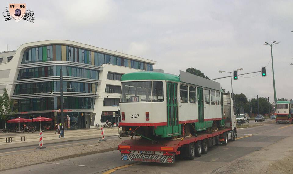 tram Magdeburg.jpg