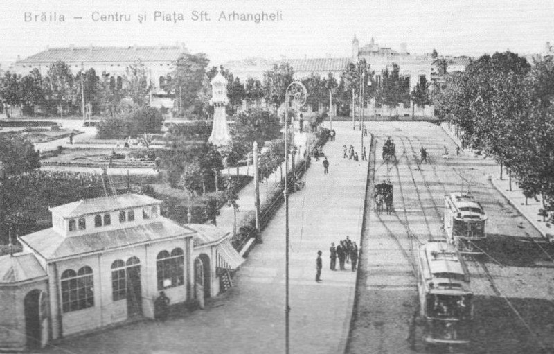 Piata Sfintii Arhangheli.jpg