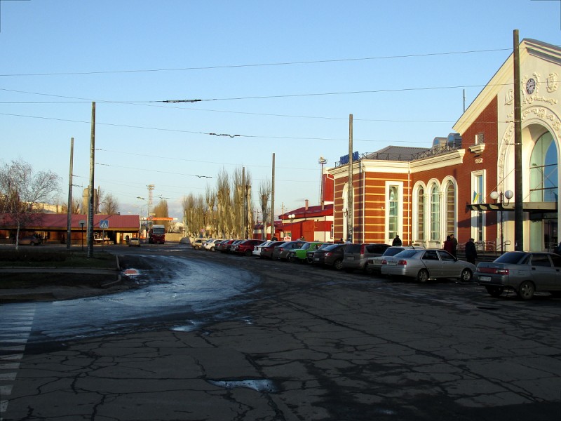 Kramatorsk — Construction of a trolleybus line to the Old Town.jpg