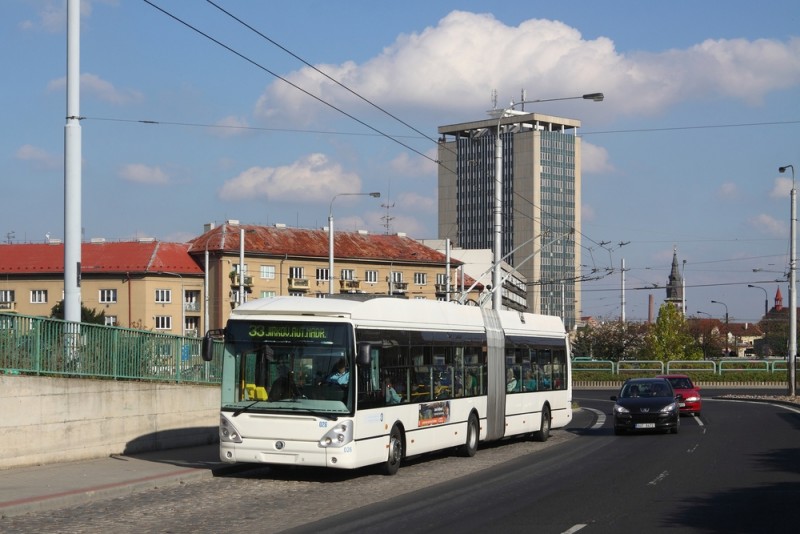 Chomutov-Jirkov trolleybus.jpg