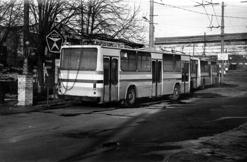 1981_prototip_Киев_DAC 112EM_№ 005 [шасси № ....].1.jpg