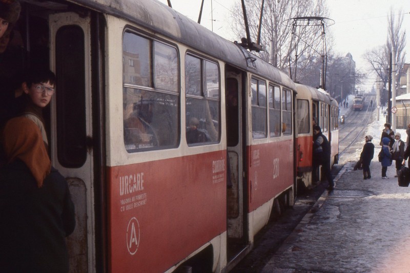 JAN 1988 Dr Hadaller statia str padurii steepest tram tracks in europe.jpg