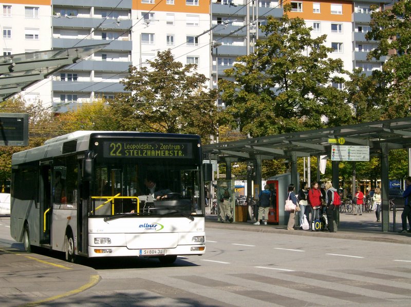804 Albus -Haupbahnhof Salzburg.JPG