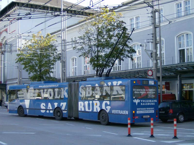 202 -6 Haupbahnhof Salzburg.JPG