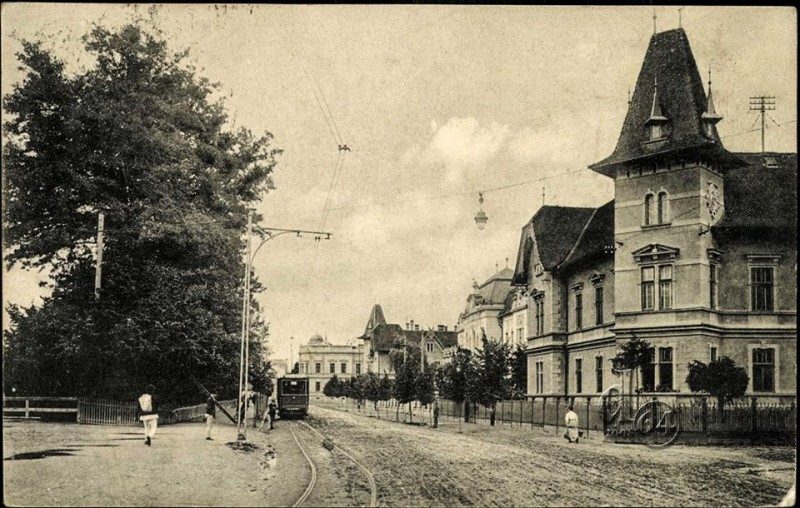 Tramvai Bul. Victoriei 1907-Casa Societatii.jpg